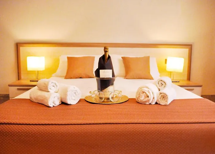 *1*7*4* Via Roma Отель типа 